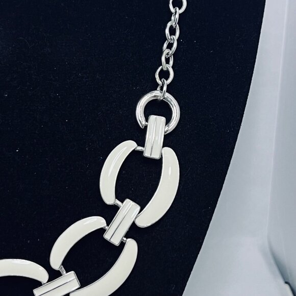 Silver Tone With White Enamel Bib Necklace (5470) - Picture 5 of 6